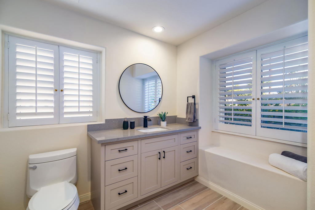 38131 Tandika Trail N