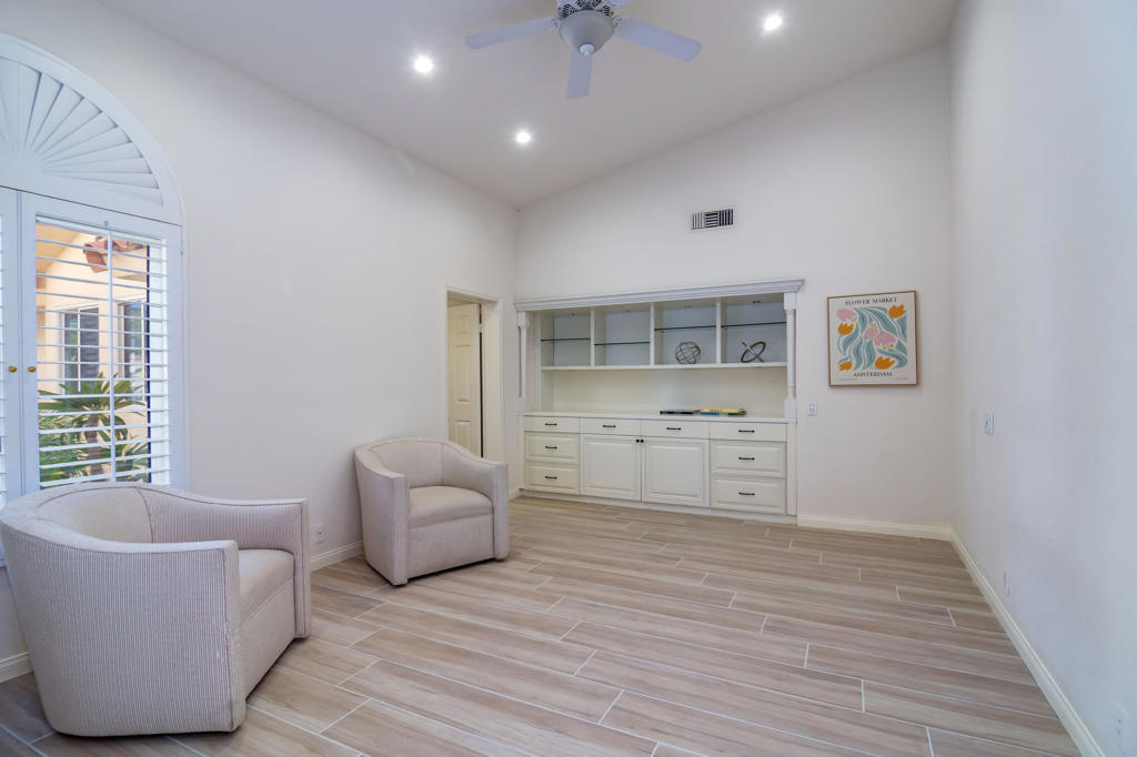 38131 Tandika Trail N