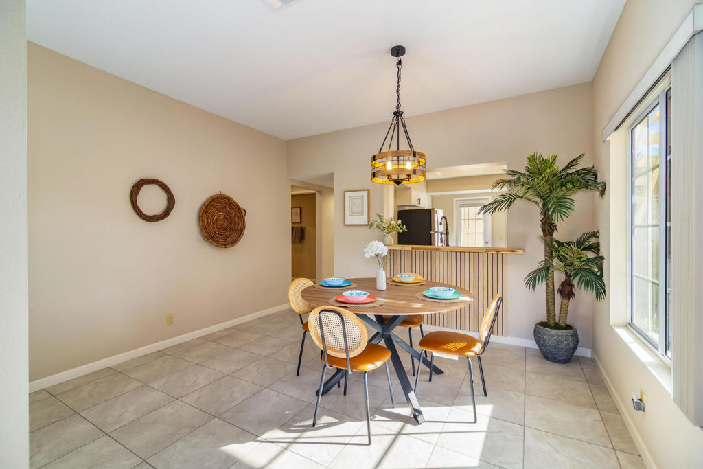 163 Desert Falls Circle