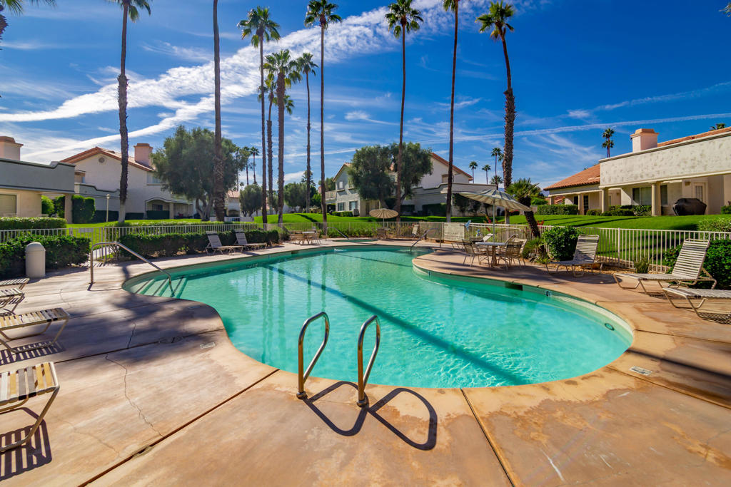 163 Desert Falls Circle