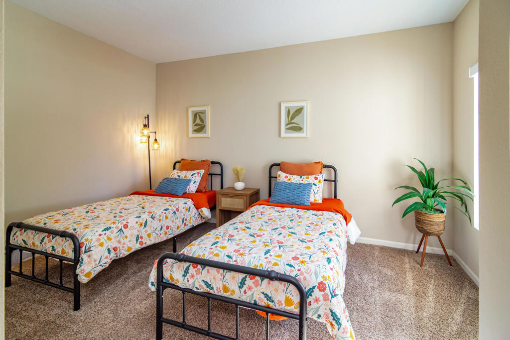 163 Desert Falls Circle