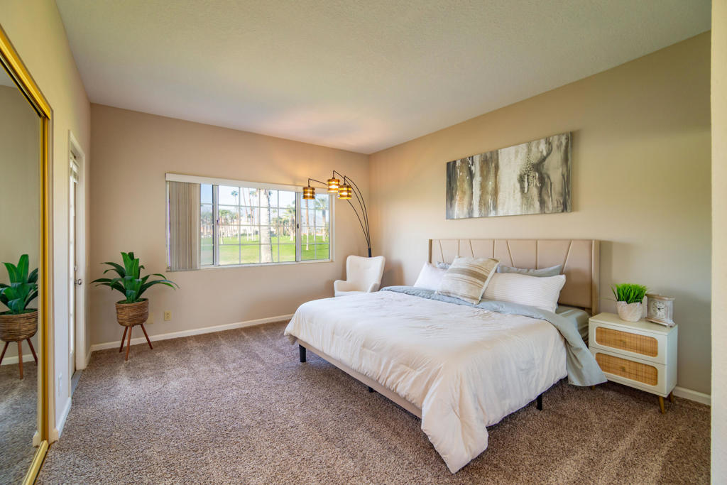 163 Desert Falls Circle