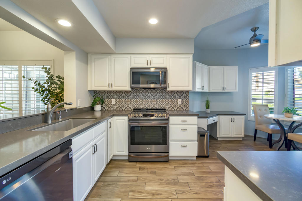 491 Desert Falls Drive N