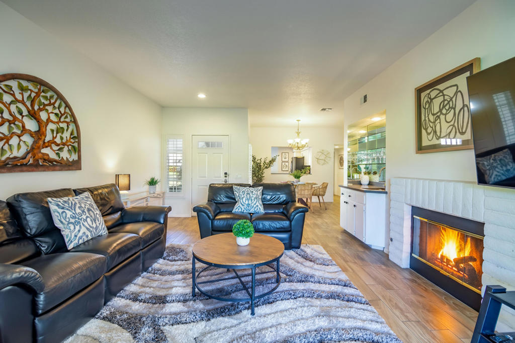 491 Desert Falls Drive N