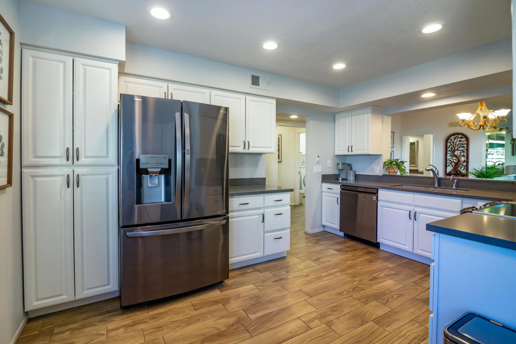 491 Desert Falls Drive N