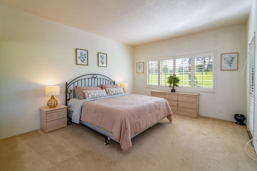 491 Desert Falls Drive N