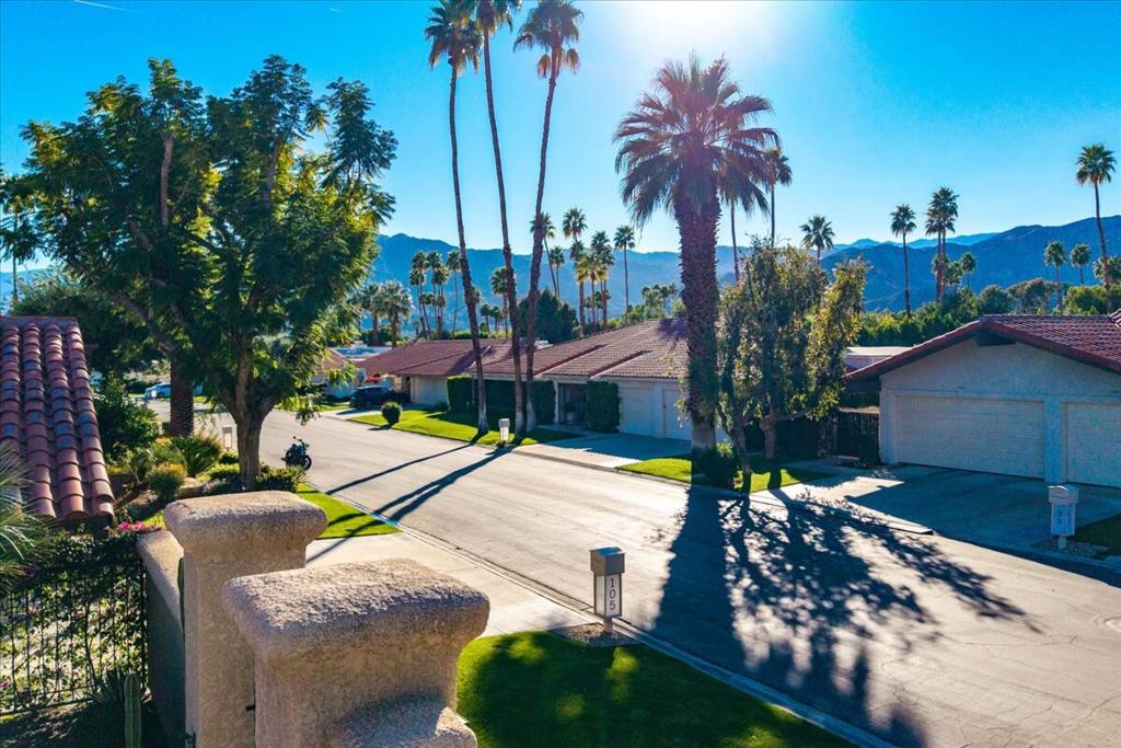 105 Esplanade Street