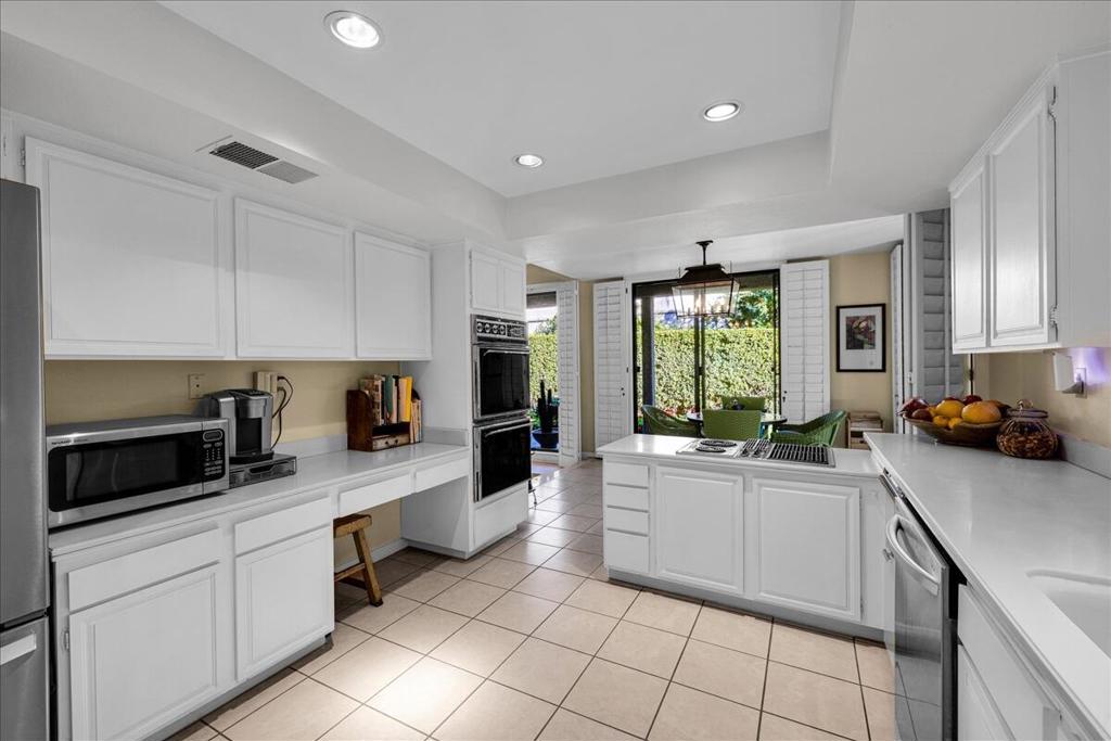 105 Esplanade Street