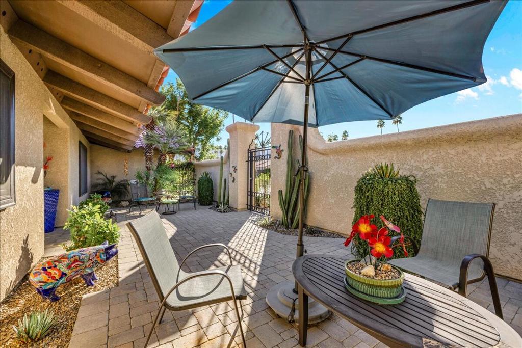 105 Esplanade Street