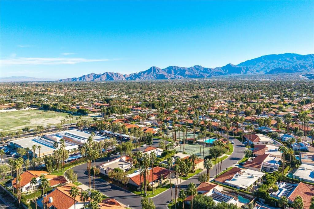 105 Esplanade Street