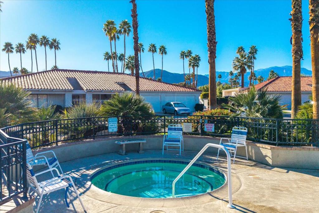 105 Esplanade Street