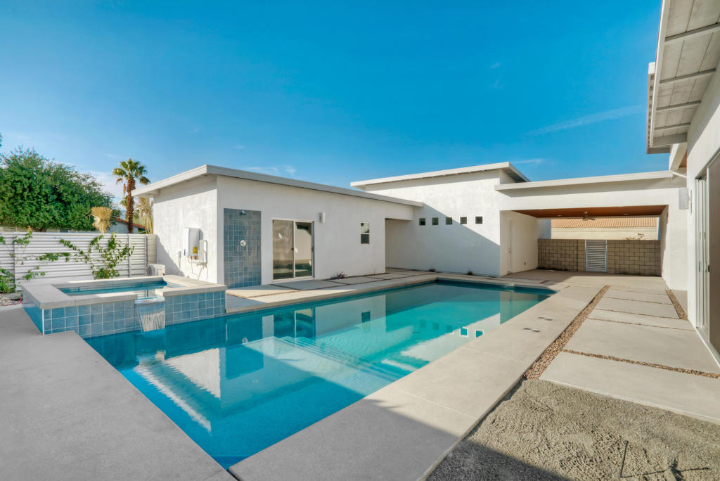 3010 N Farrell Drive