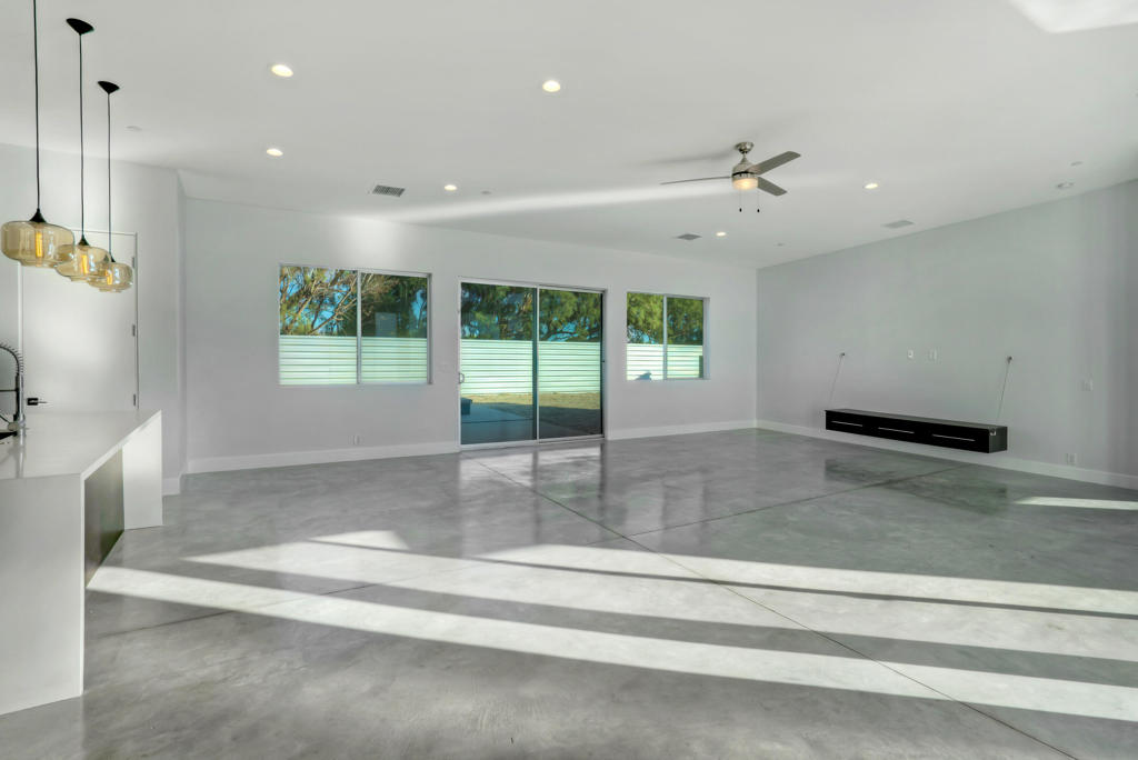 3010 N Farrell Drive