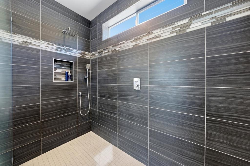 3010 N Farrell Drive