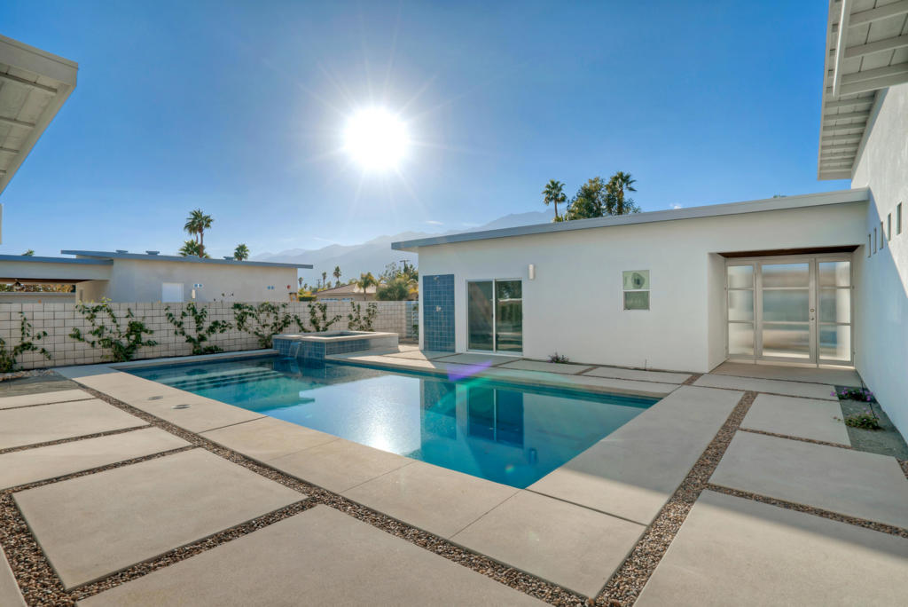 3010 N Farrell Drive
