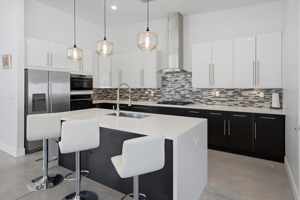 3010 N Farrell Drive