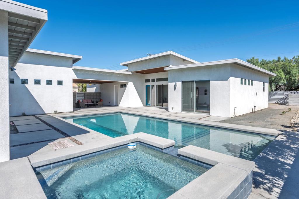 3010 N Farrell Drive