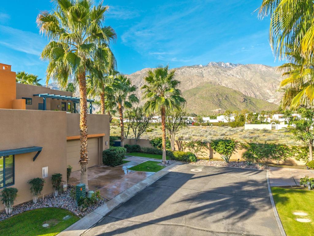 901 Alejo Vista