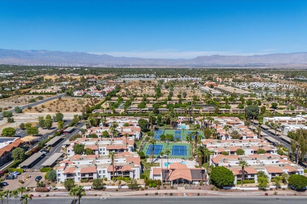 1050 E Ramon Road 119