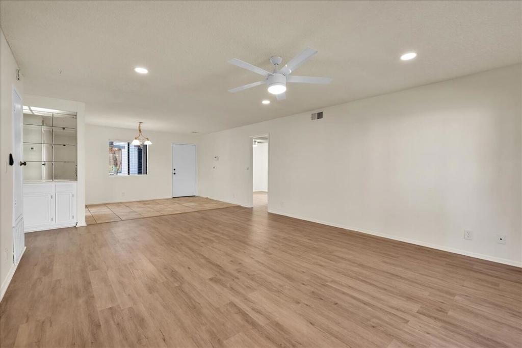 1050 E Ramon Road 119