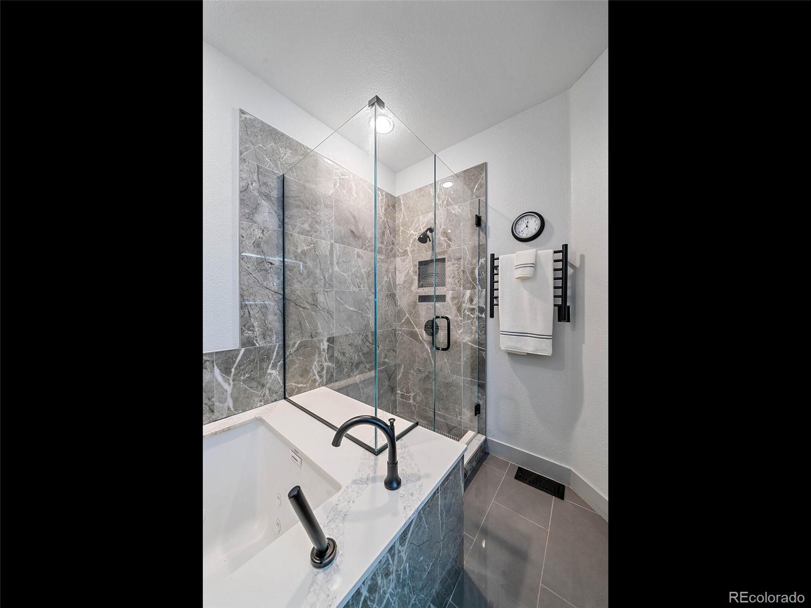 6915 Fargo Trail Unit: 6915