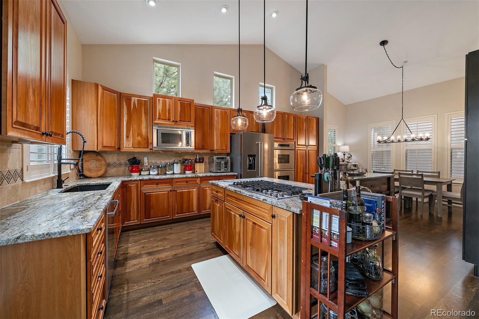 5061 Vermillion Drive