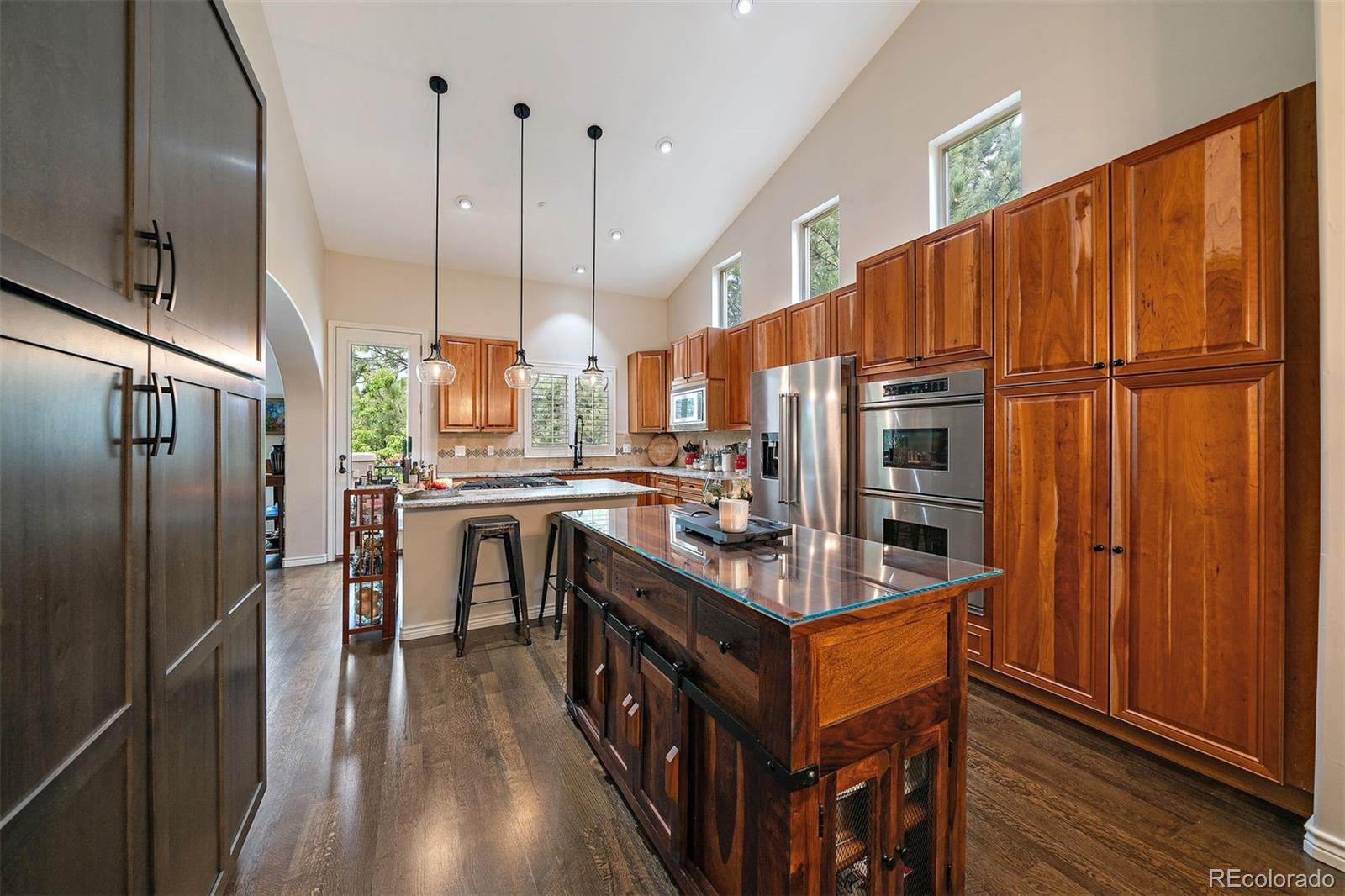 5061 Vermillion Drive