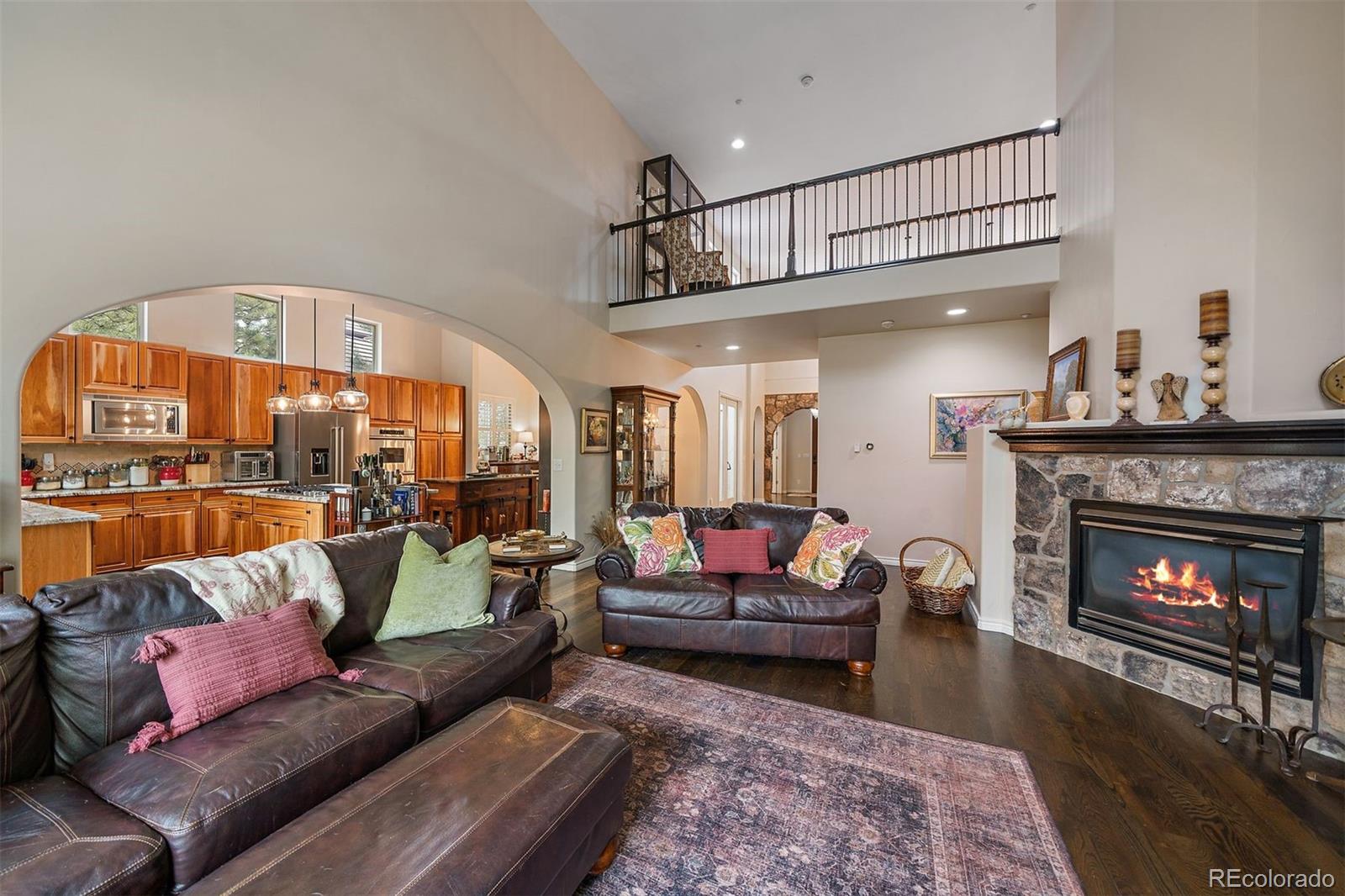 5061 Vermillion Drive