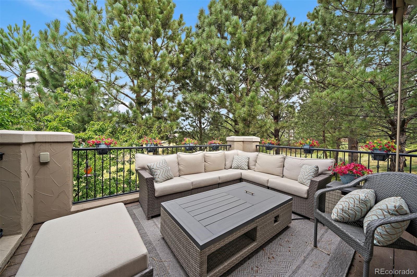 5061 Vermillion Drive