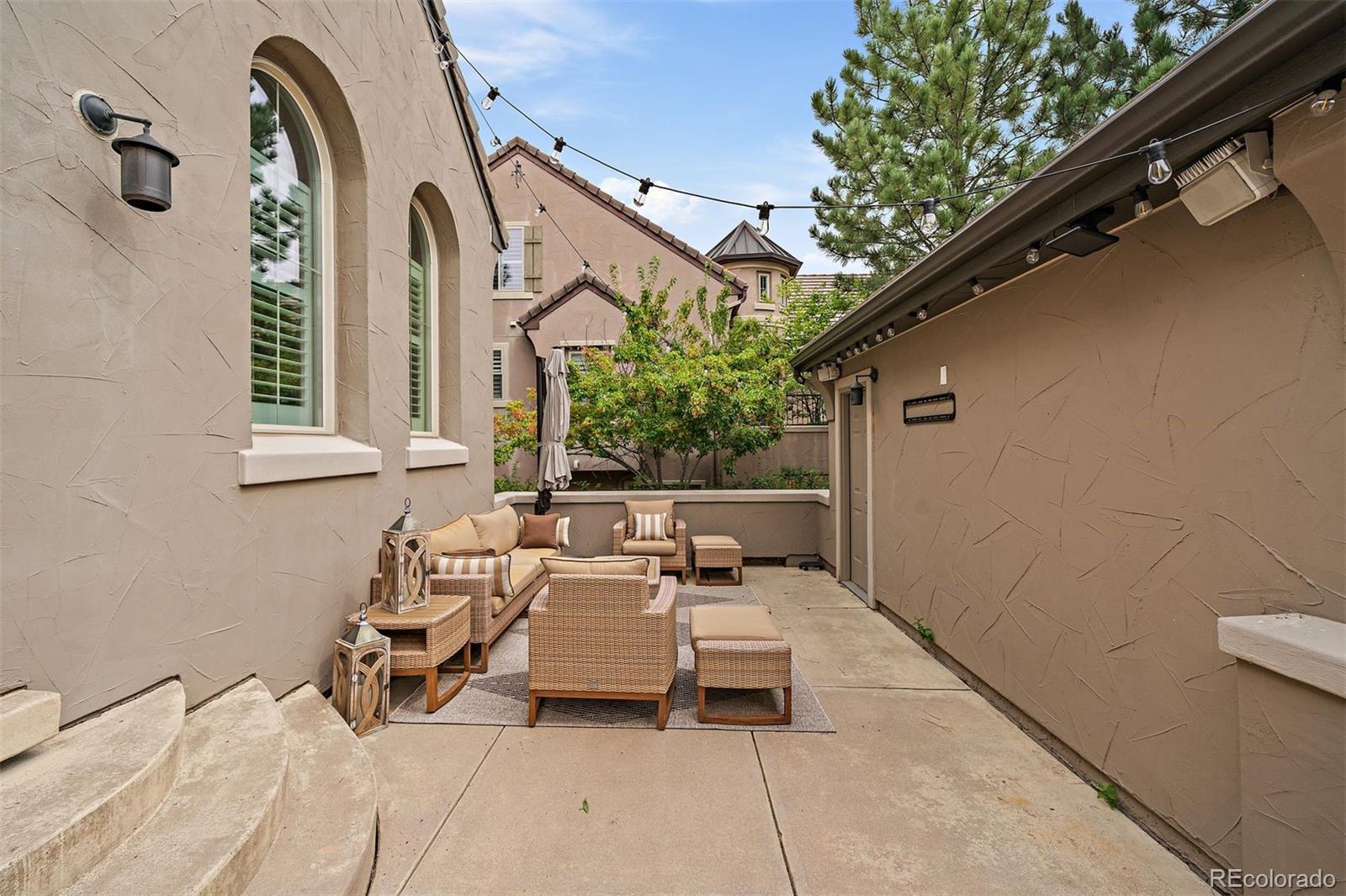 5061 Vermillion Drive