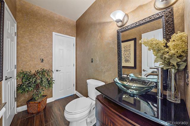 10987 Roxborough Drive