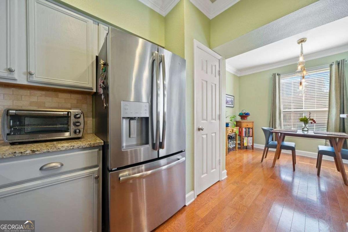 3777 Peachtree Road NE # 326