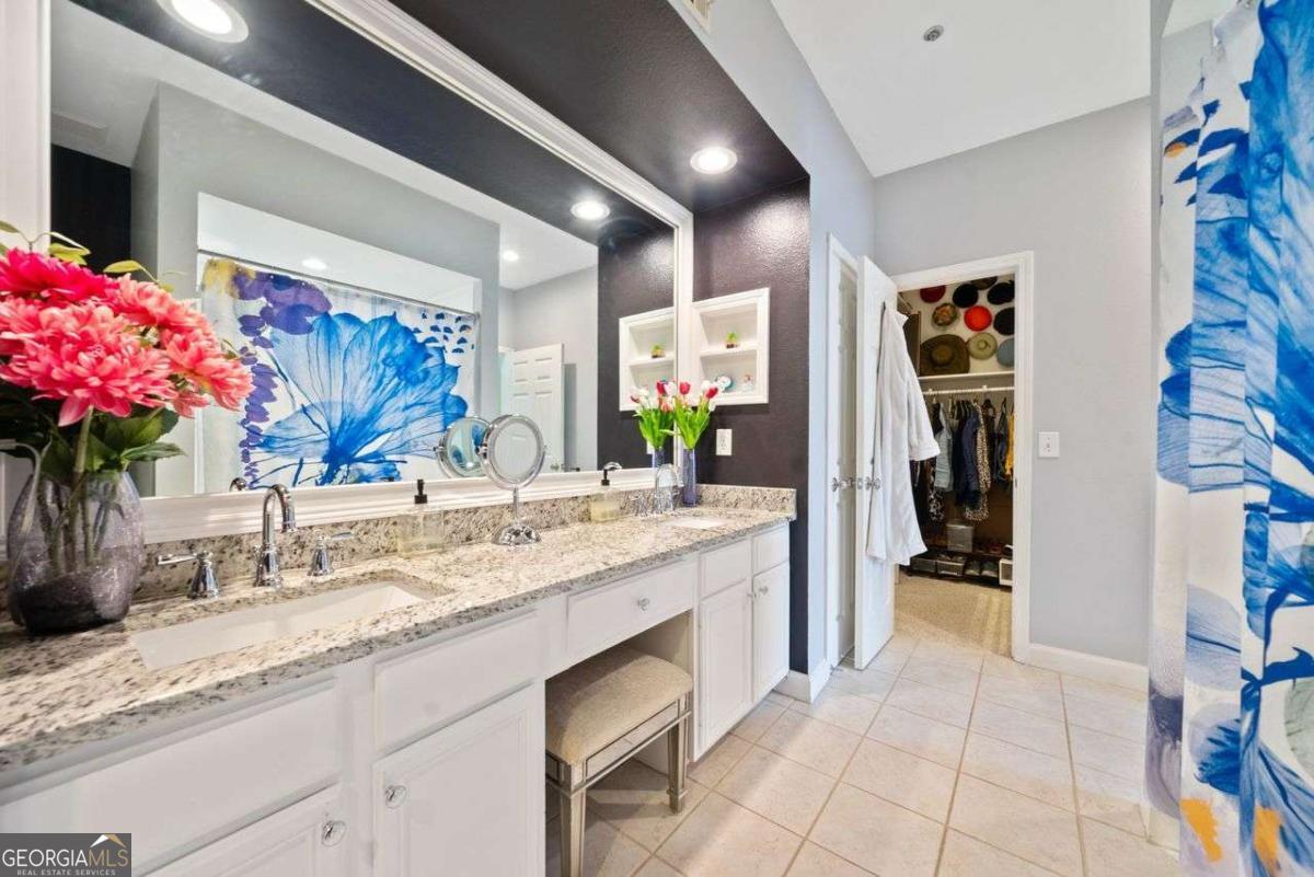 3777 Peachtree Road NE # 326
