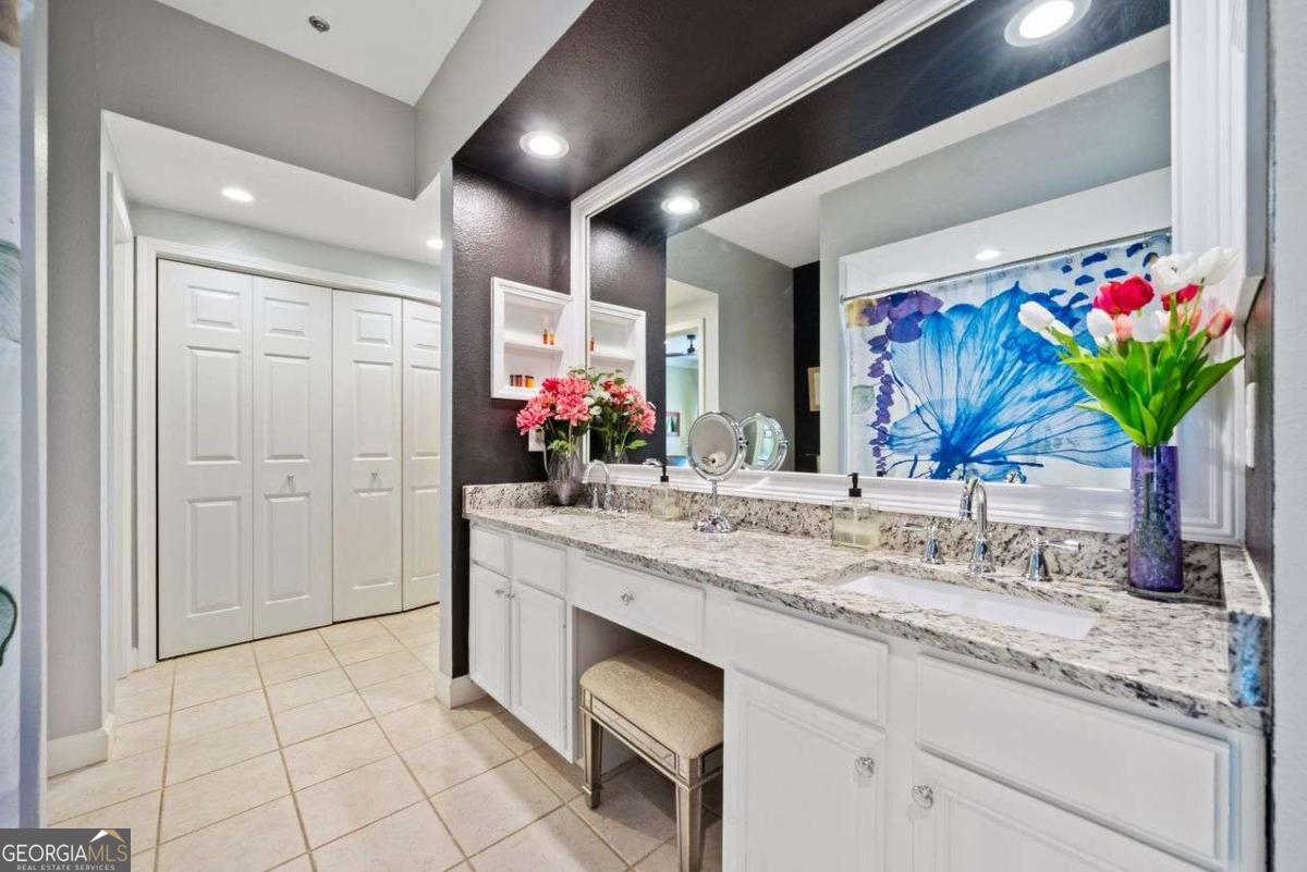 3777 Peachtree Road NE # 326