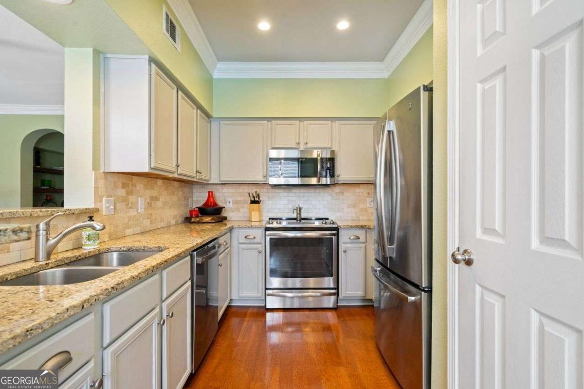 3777 Peachtree Road NE # 326