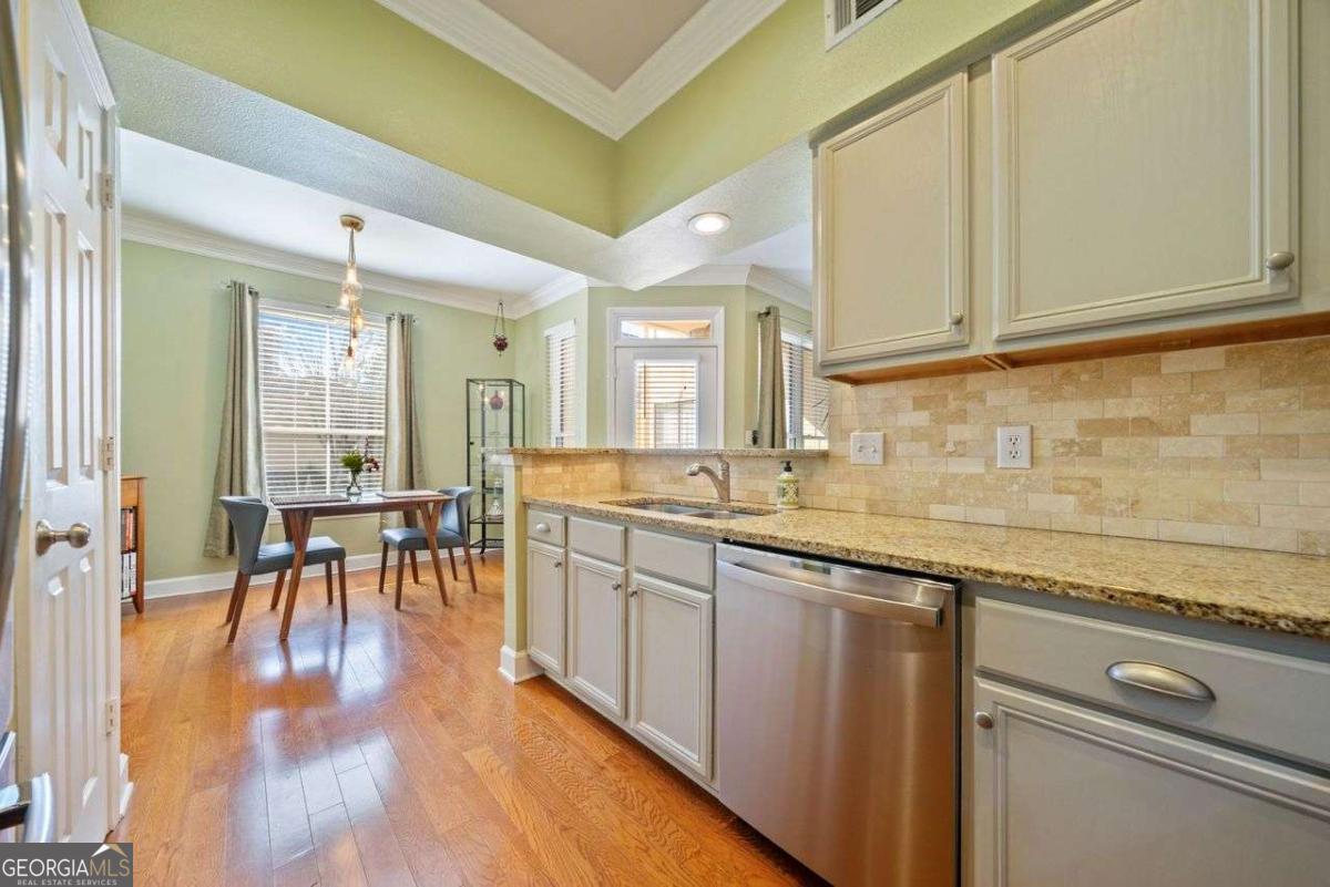 3777 Peachtree Road NE # 326