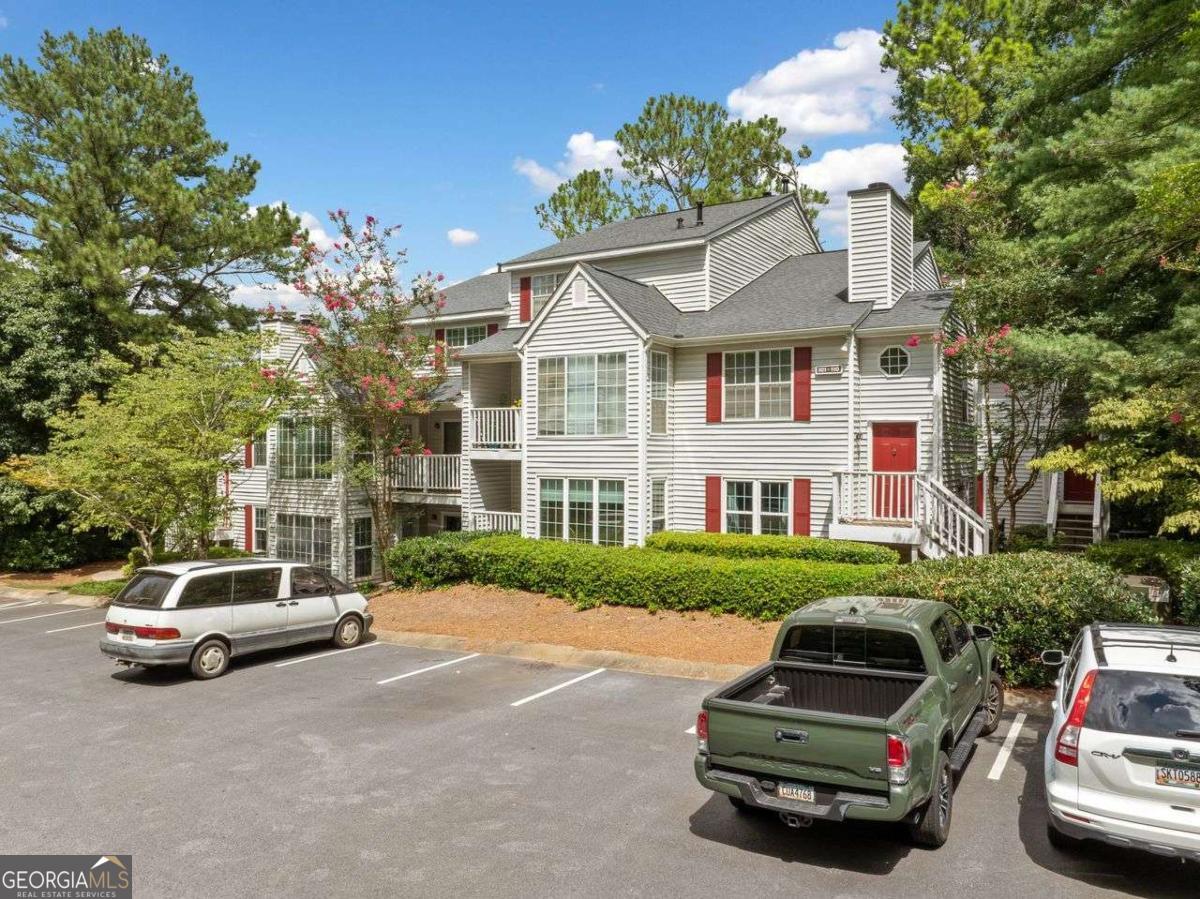 102 Glenleaf Drive