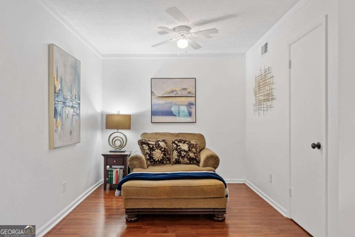 102 Glenleaf Drive
