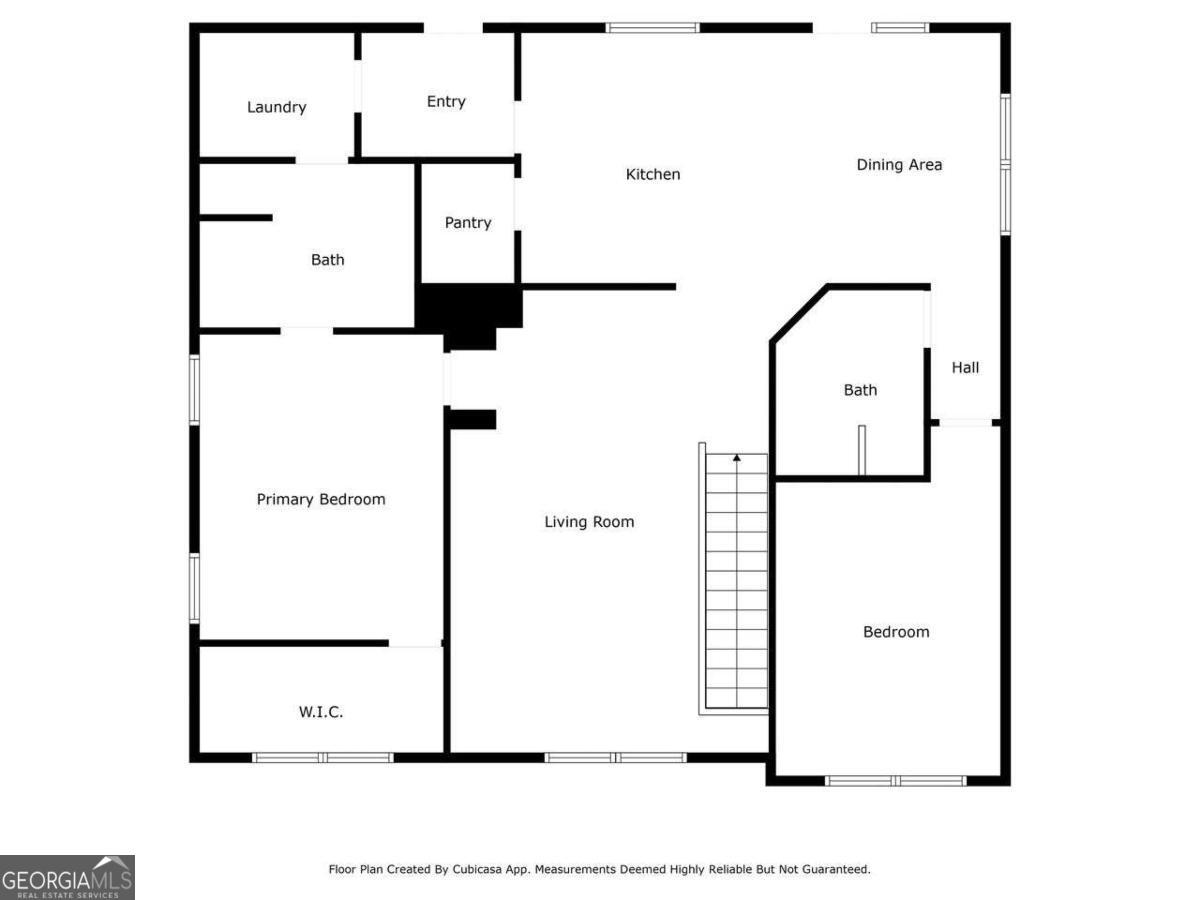 2195 Pinetree Drive