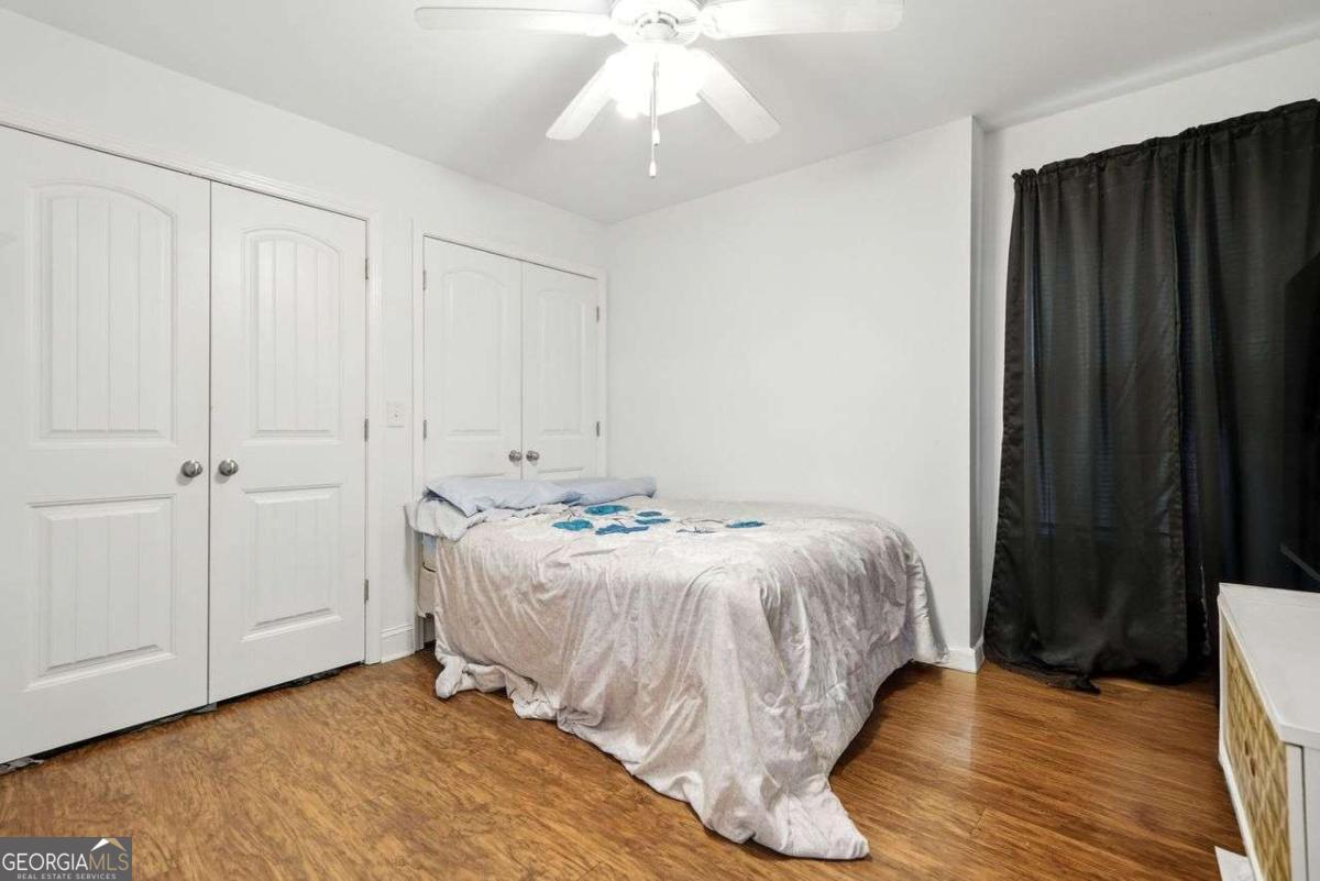 2195 Pinetree Drive