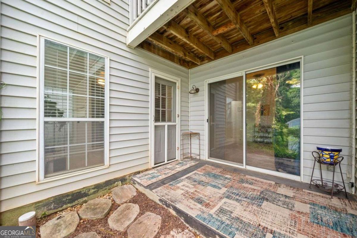 102 Glenleaf Drive