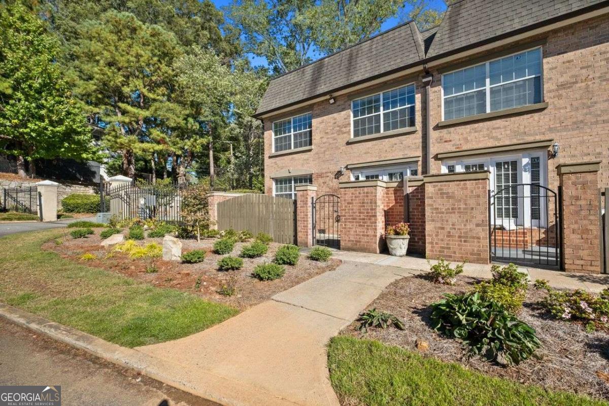 6980 Roswell Road # A8, Atlanta Unit: A8