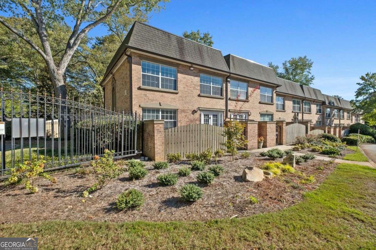 6980 Roswell Road # A8, Atlanta Unit: A8