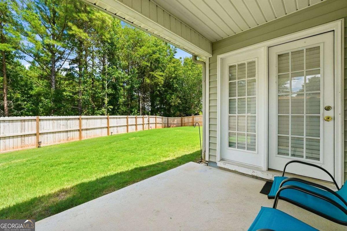 1016 Meadow Glen Circle