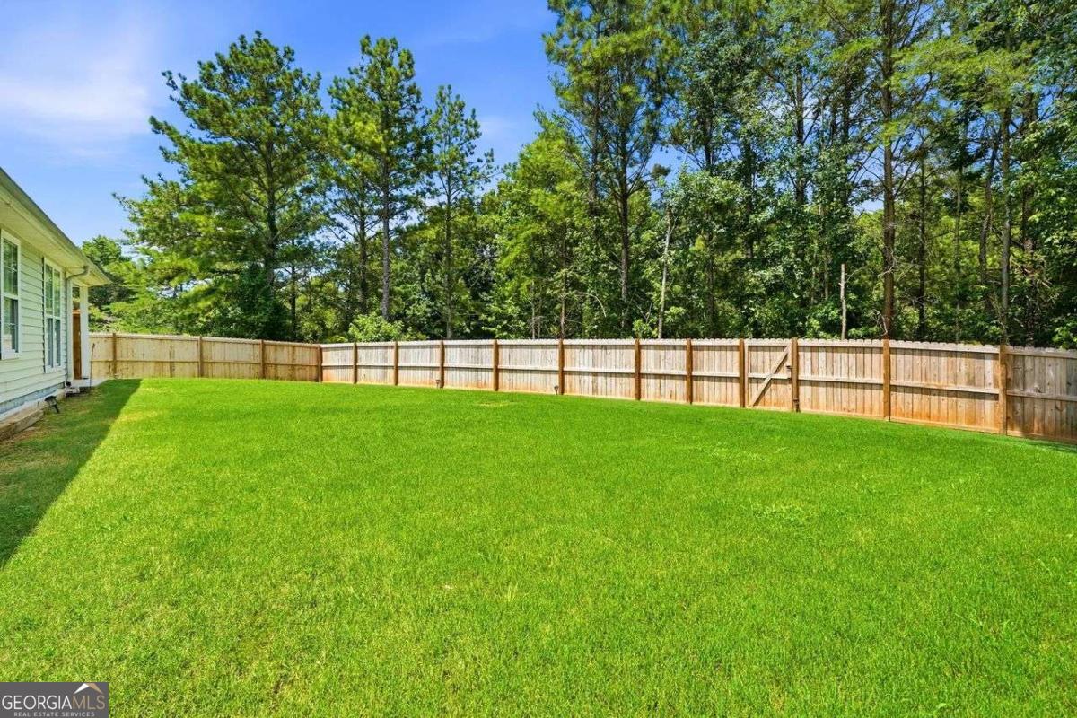 1016 Meadow Glen Circle
