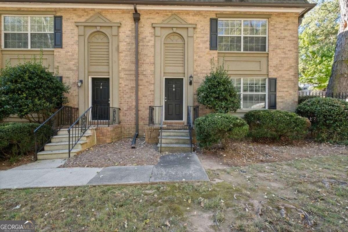 6980 Roswell Road # A8