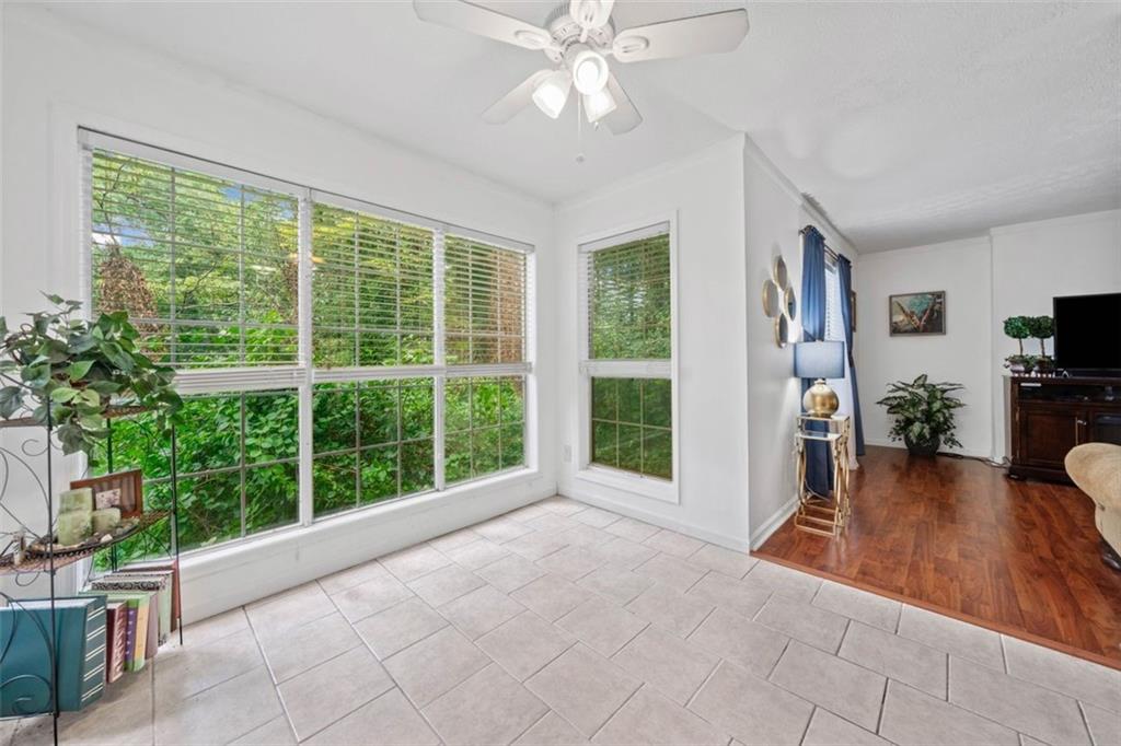 102 Glenleaf Drive