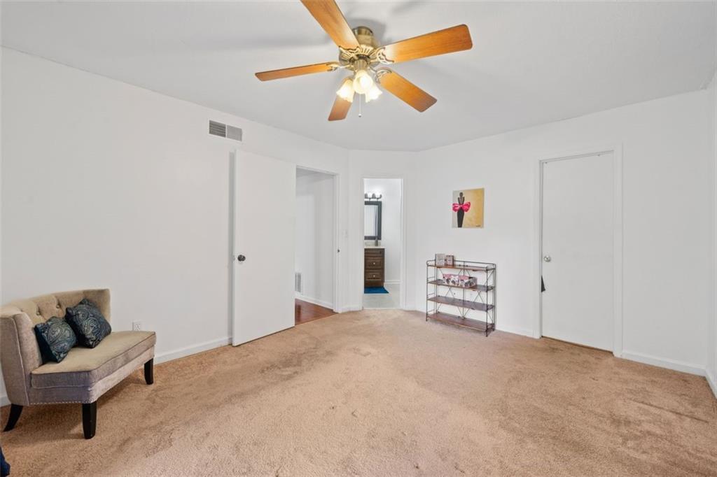 102 Glenleaf Drive