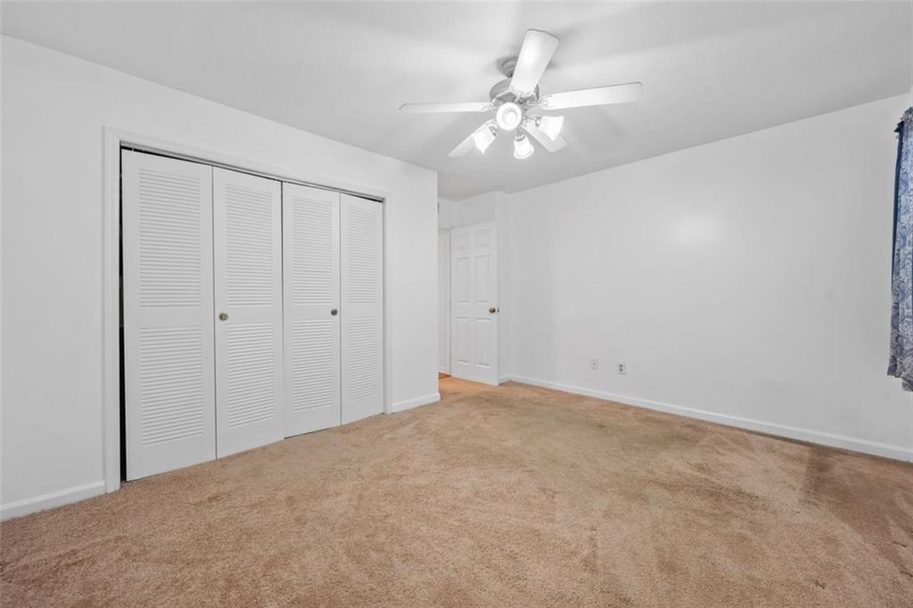 102 Glenleaf Drive