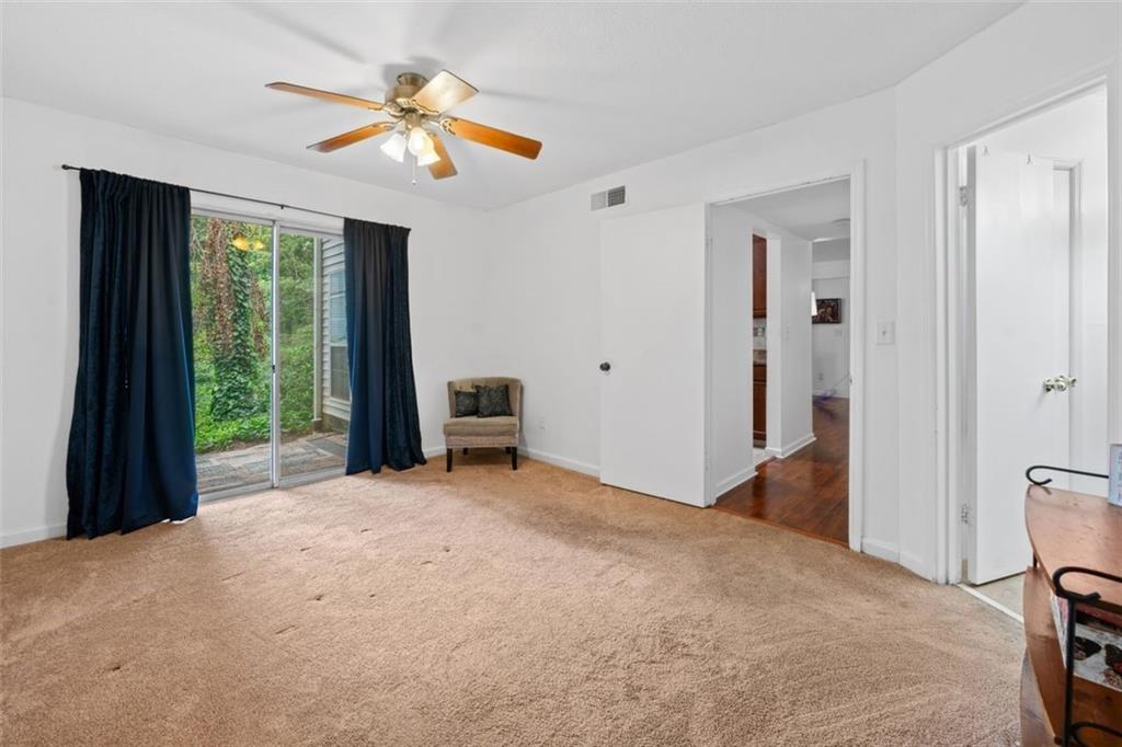 102 Glenleaf Drive